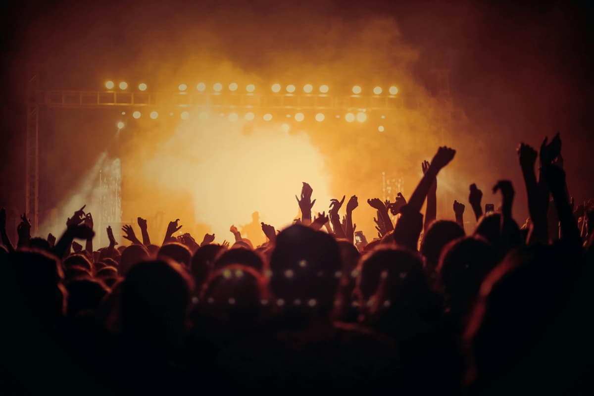 Concert crowd energy